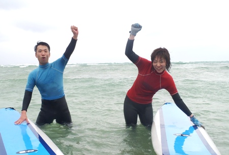 沖縄サーフィン☆サーファーも、これからサーファーもシーナサーフへお任せ！
